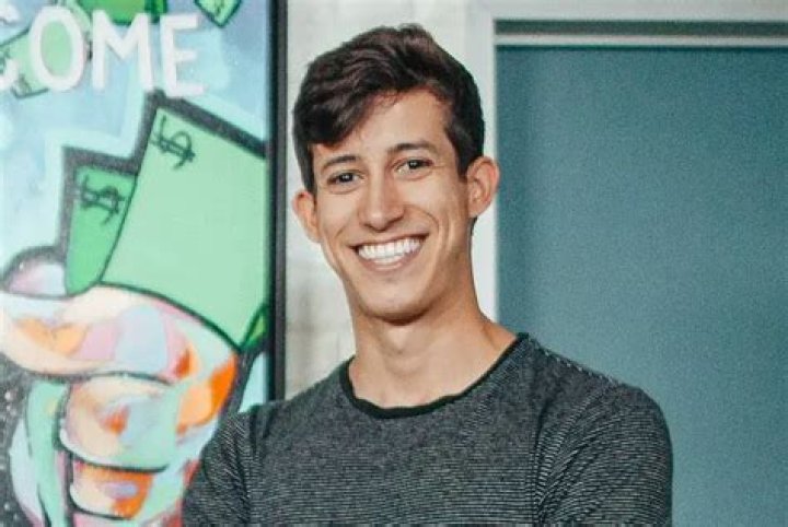 Ricky Gutierrez Age, Net worth: Kids, Weight, Bio-Wiki, Wife
