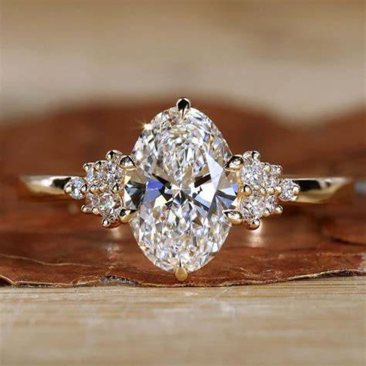 Ring, Engagement ring, Diamond, Pre-engagement ring, Fashion accessory, Jewellery, Gemstone, Platinum, Yellow, Wedding ring, 