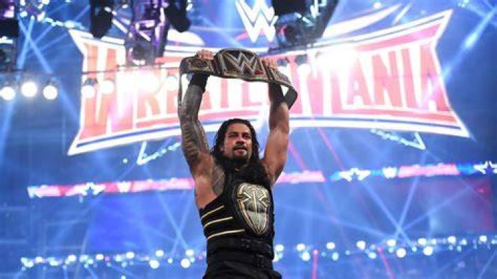 Roman Reigns WrestleMania 32 Cropped