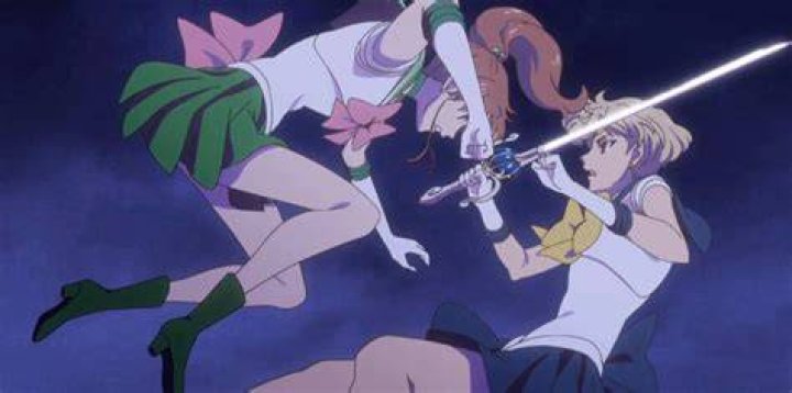 Sailor Jupiter fights Sailor Uranus in Sailor Moon Crystal