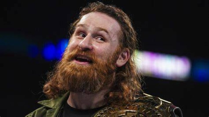 Sami Zayn Details Why He Chose To Re-Sign With WWE