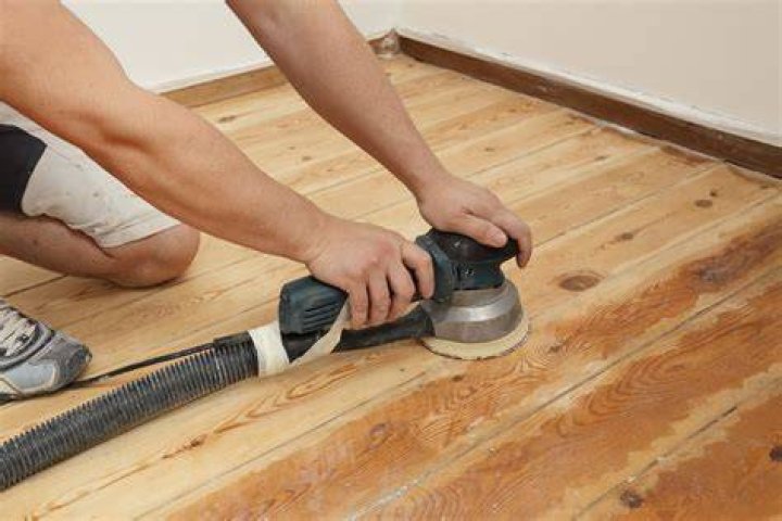 Sanding hardwood floor with the grinding machine only tool