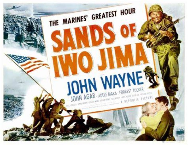 Sands of Iwo Jima scene in the trench with John Wayne