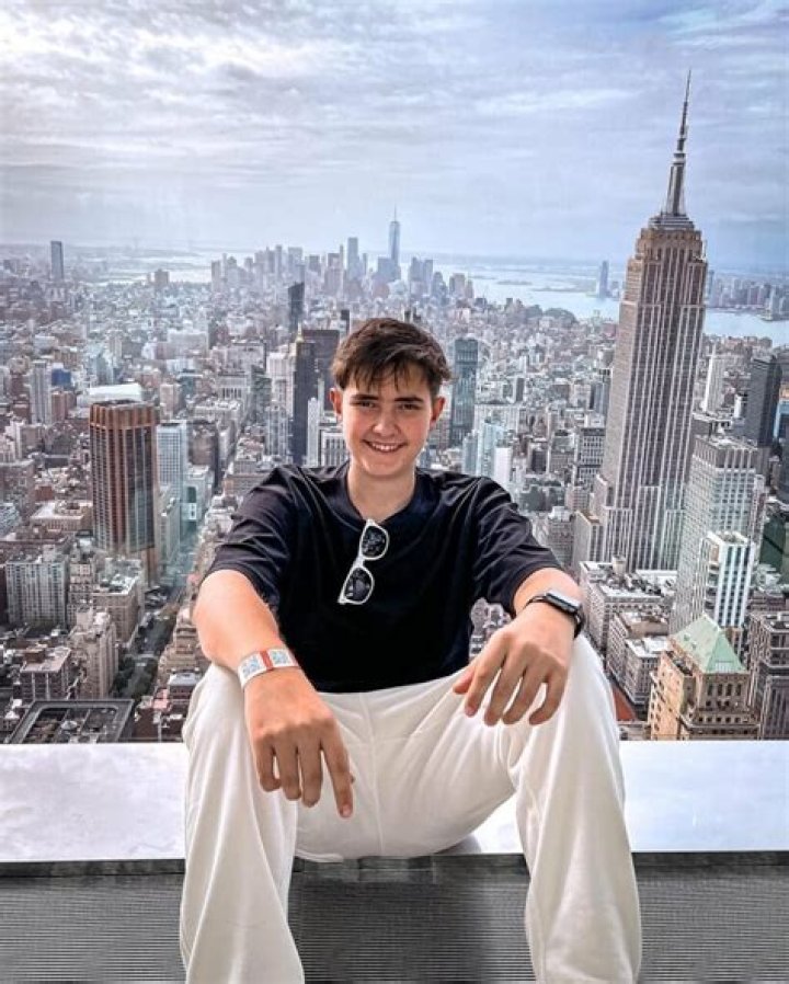 Santiago Rulli Galliano Age, Height, Wife, Mother, Net Worth