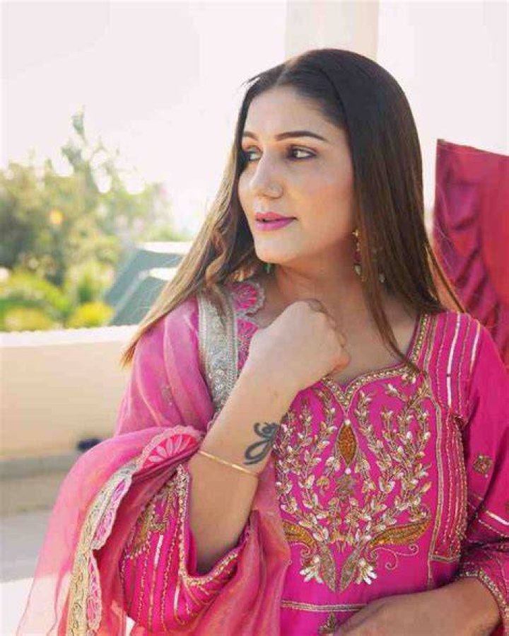 Sapna Choudhary Wiki, Parents, Boyfriend, Height, Net Worth