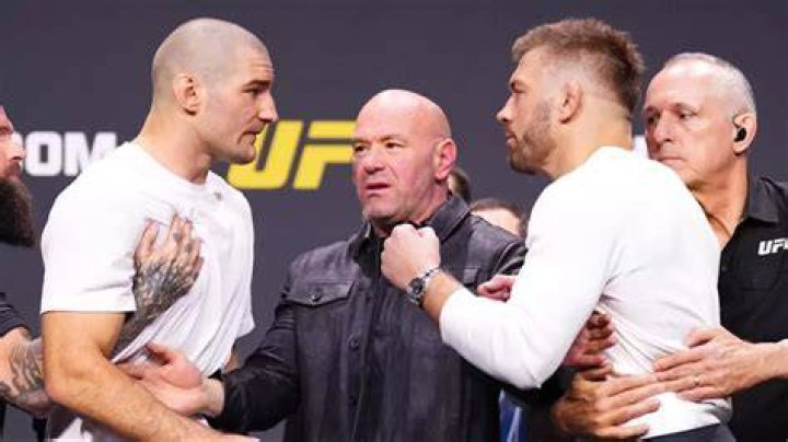 Sean Strickland Buries the Hatchet With Dricus Du Plessis in Bizarre Turn of
Events as Fan Storms UFC 297 Press Conference Stage