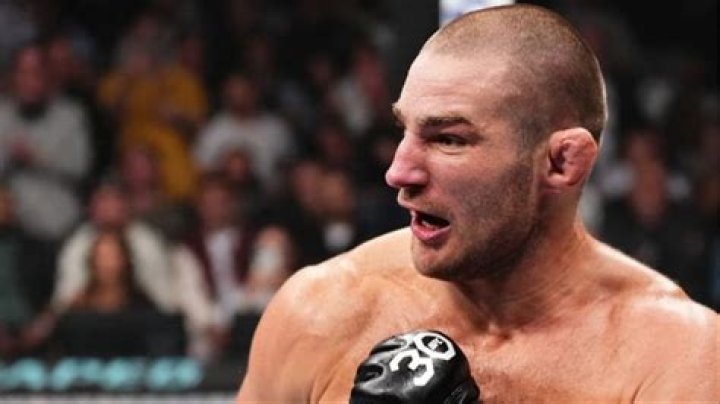 Sean Strickland doesn&rsquo;t drive luxury cars like Conor McGregor despite