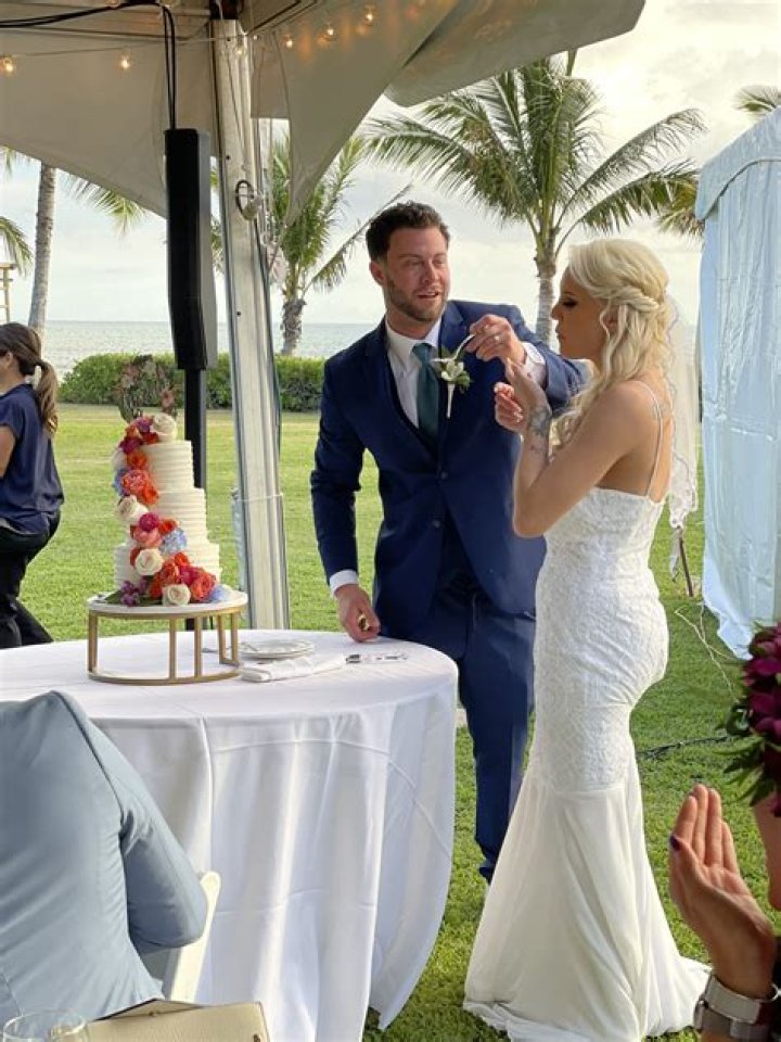 Seth Gamble and Kenzie Taylor Get Hitched!! sethgamblexxx thekenzietaylor
