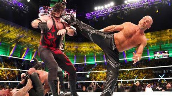 Shawn Michaels Superkicks Kane