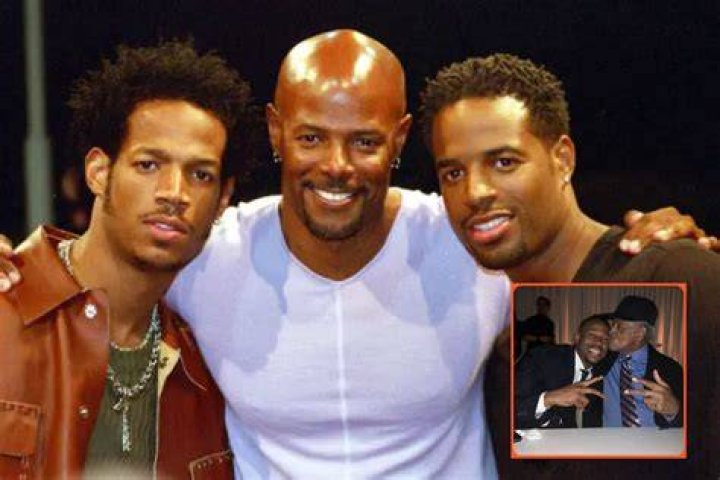 Shawn Wayans weight