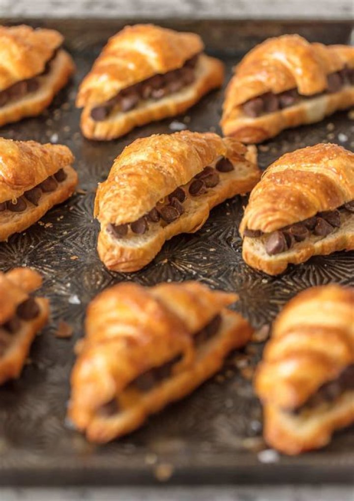 Sheet Pan Chocolate Croissant Recipe The Cookie Rookie