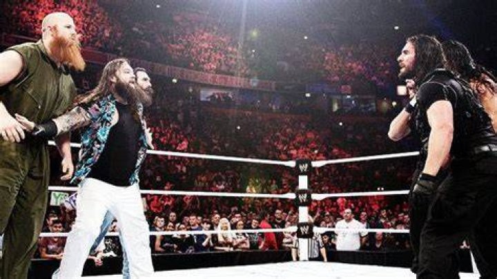 Shield vs. Wyatt Family wwe Main Event