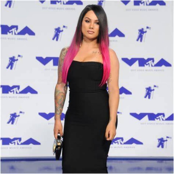 Snow Tha Product net worth