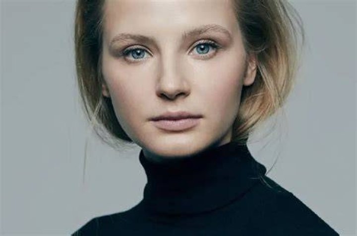 Sofya Lebedeva: Russian Actress, Movies & TV Shows, Age, Height, Family, Boyfriend, Instagram, Net Worth, Bio