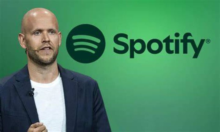 Spotify CEO Streamer won&rsquo;t be "silencing" Joe Rogan
