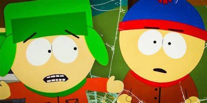 Stan and Kyle looking at something in the foreground with Kenny's head in a fish bowl in the background in South Park.