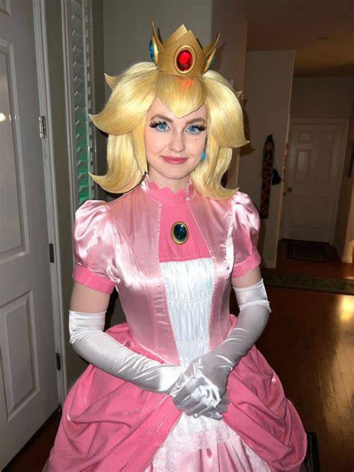 Step Into The Kingdom: A Guide To Princess Peach Costume For Adults