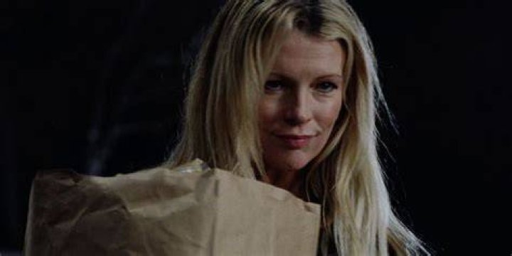 Stephanie smiling in 8 Mile