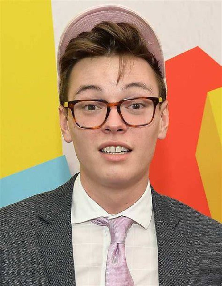 Steven Suptic Rooster Teeth bio age, height, net worth, girlfriend