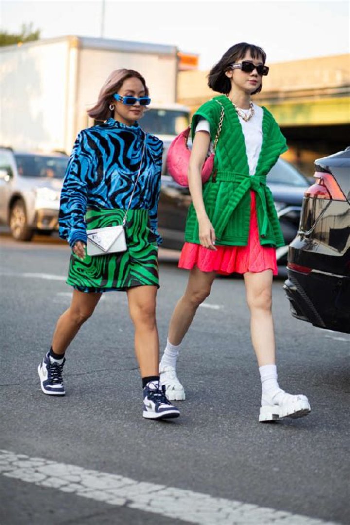 Style, Dress, Fashion, Street fashion, One-piece garment, Foot, Day dress, Sandal, Fashion model, High heels, Style, Dress, Fashion, Street fashion, One-piece garment, Foot, Day dress, Sandal, Fashion model, High heels,