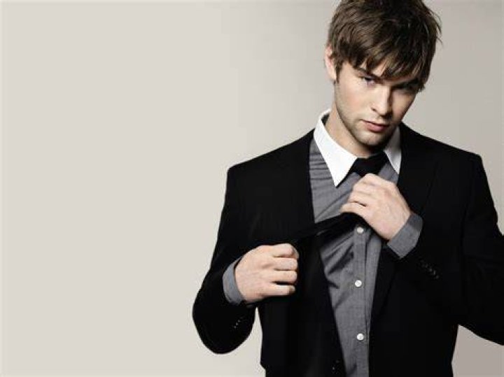 Suit, Tuxedo, Gesture, Formal wear, Official, Fashion accessory, 