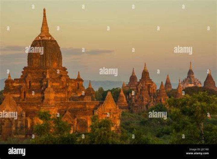 Sunrise over Bagan temples, Myanmar