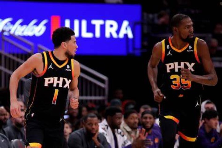 Suns Urged to Sign 5X NBA All-Star to Aid “Frustrated” Kevin Durant and Devin
Booker: “He Shouldn’t Be Complaining”