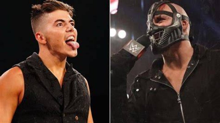 T-Bar Brings Up Sasha Banks Comments In Twitter Beef With AEW Star, Deletes Tweets