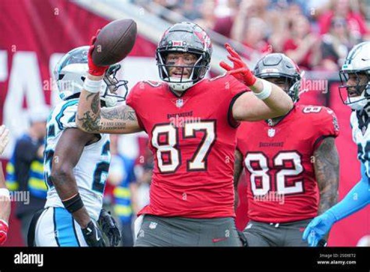 Tampa Bay Buccaneers tight end Rob Gronkowski (left), and quarterback Tom Brady celebrate after defeating the Chiefs. Photo / AP