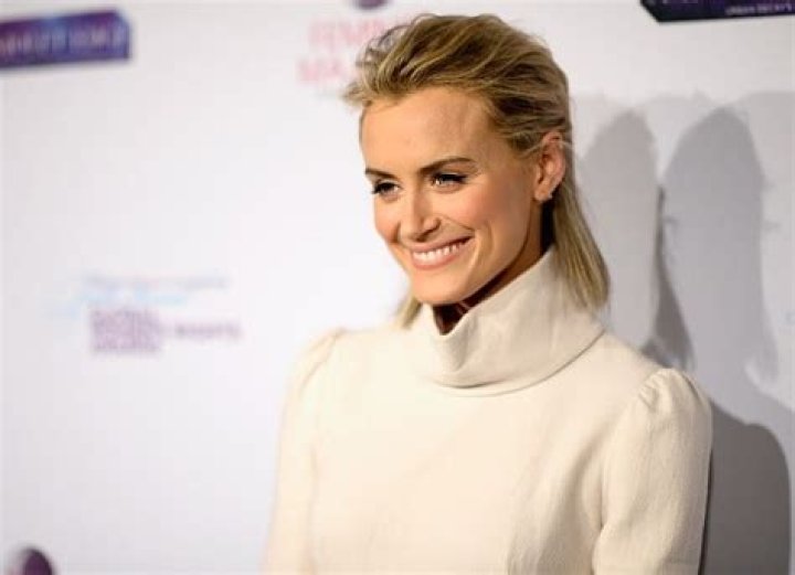 Taylor Schilling net worth