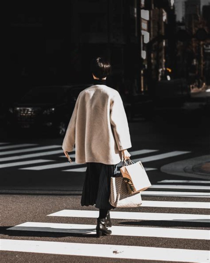 Textile, Outerwear, Bag, Style, Street fashion, Fashion, Magenta, Luggage and bags, Electric blue, Shoulder bag, Textile, Outerwear, Bag, Style, Street fashion, Fashion, Magenta, Luggage and bags, Electric blue, Shoulder bag,