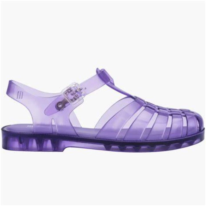 The 15 Best Jelly Sandals Shoes for Your Summer Wardrobe 2024