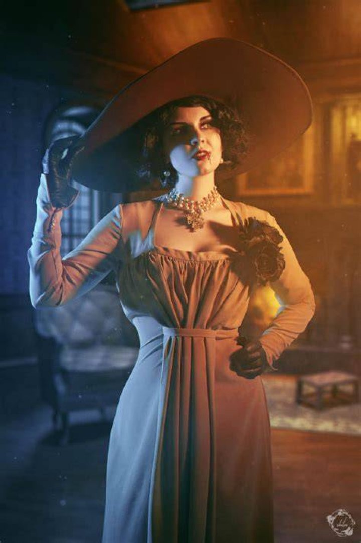 The 15 Best Lady Dimitrescu Cosplays
