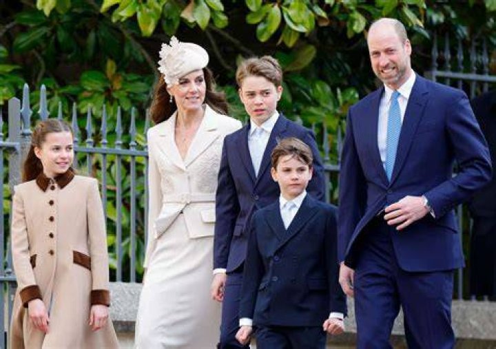 The Cute Way Prince George And Princess Charlotte Keep Track Of Their Height