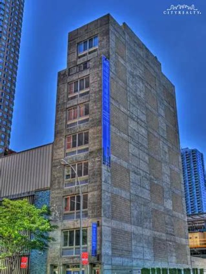 The Deuce, 534 West 42nd Street, NYC - Condo Apartments