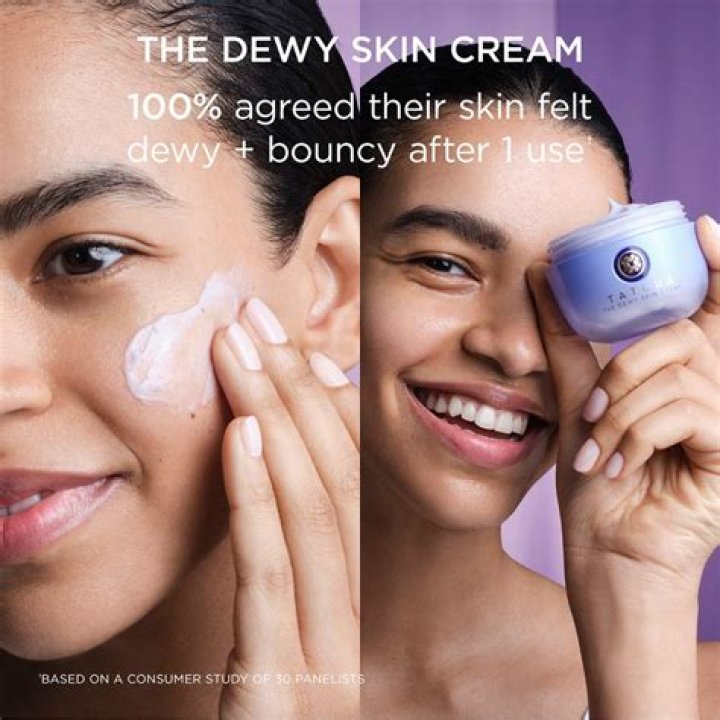 The Dewy Skin Cream Plumping & Hydrating Moisturizer The Dewy Skin Cream Plumping & Hydrating Moisturizer