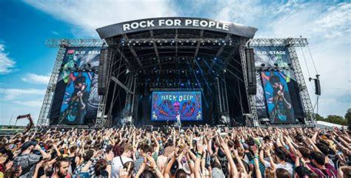 the rock the people's elbow