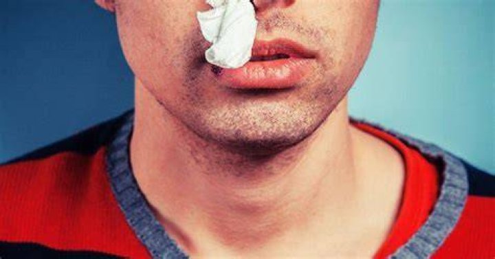 The Science Behind Why Only One Nostril Clogs When You’re Sick
