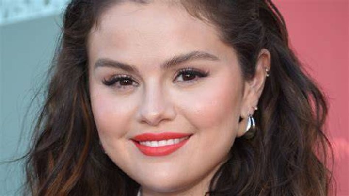 The Serum Selena Gomez Uses To Remove Her Makeup Has A Hefty Price Tag