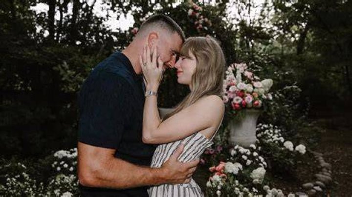 The Taylor Swift / Travis Kelce Breakup Song "That's Game" YouTube