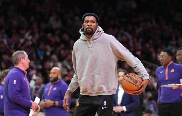“This is It”: Kevin Durant Draws Inspiration from a Viral “If We Die, We Die”
Speech by Cornhuskers Head Coach