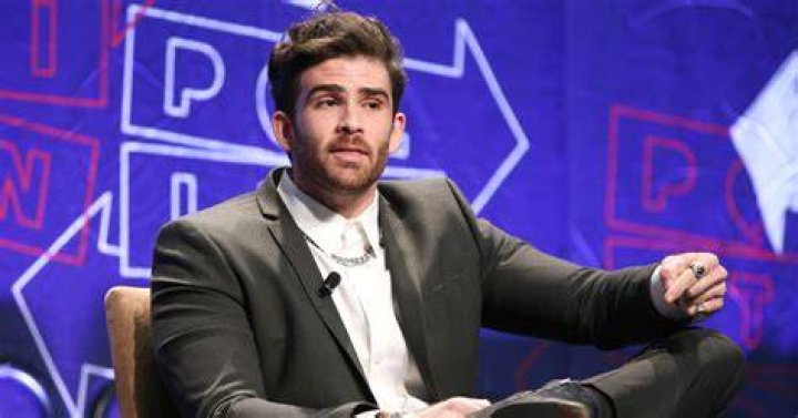 “This Isn’t Actual Real Evidence”: Fans and Hasan Piker Criticizes the New-Found
Andrew Tate Online Evidence