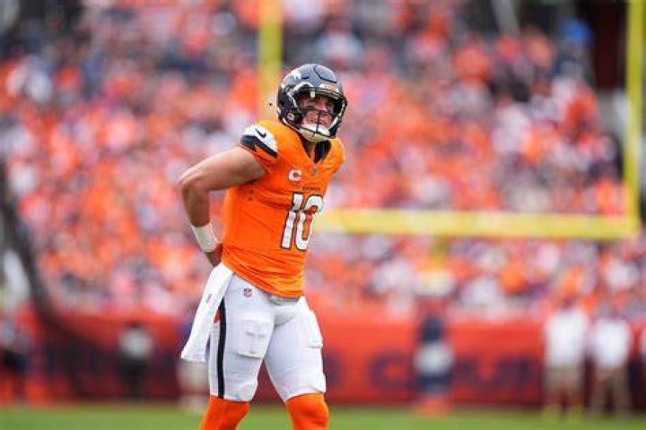 Thomas Patterson Trending Bo Nix Girlfriend Izzy Smoke