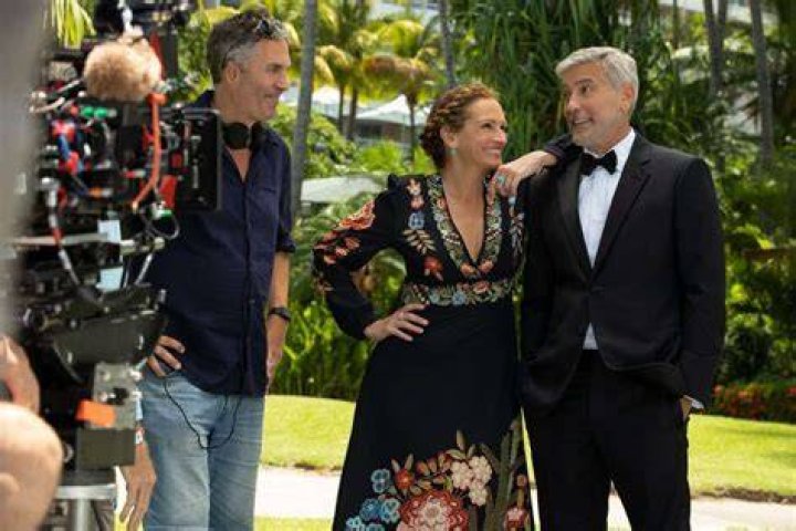 Ticket to Paradise director Ol Parker on set with Julia Roberts and George Clooney. Photo / Universal Pictures