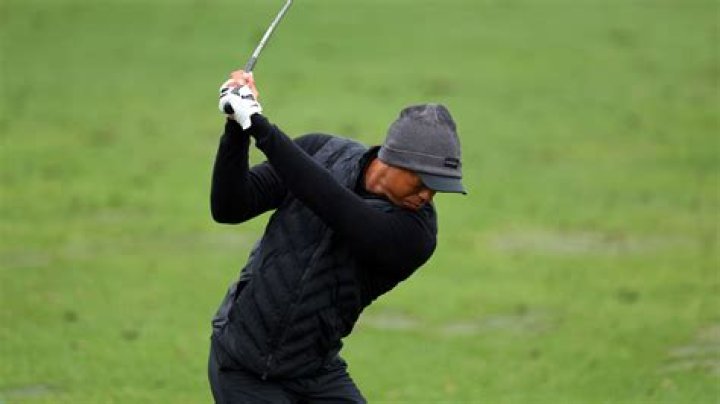 Tiger Woods Continues His Recovery, But It's His Clothing Choice Which Has Everybody Talking