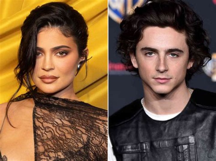 81st Golden Globe Awards - Arrivals timothée chalamet and kylie jenner at the 81st golden globe awards held at the beverly hilton hotel on january 7, 2024 in beverly hills, california photo by christopher polkgolden globes 2024golden globes 2024 via getty images