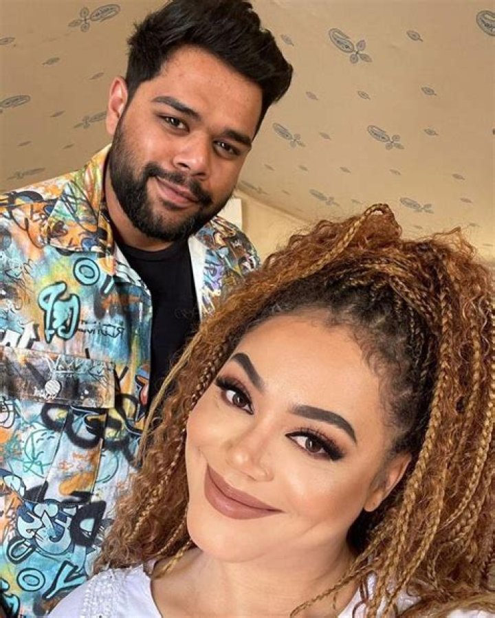 to DAFEMORITZ BLOG Nadia Buari Confirms giving Birth to twins