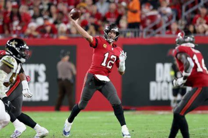 Tom Brady First Buccaneers Game 