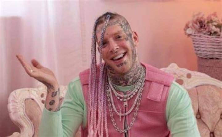 Tom MacDonald net worth, Kids, Bio-Wiki, Wife, Age, Weight