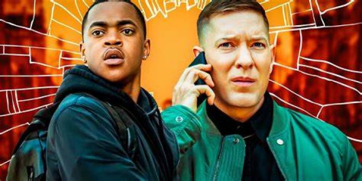 Tommy and Tariq on a rooftop in Power